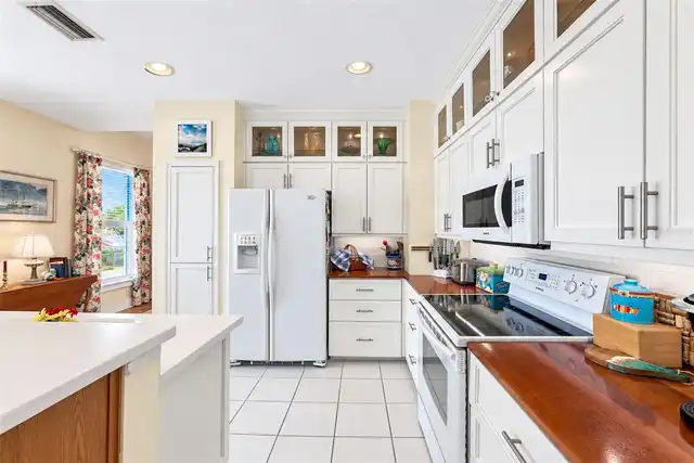 Listing Photo 21