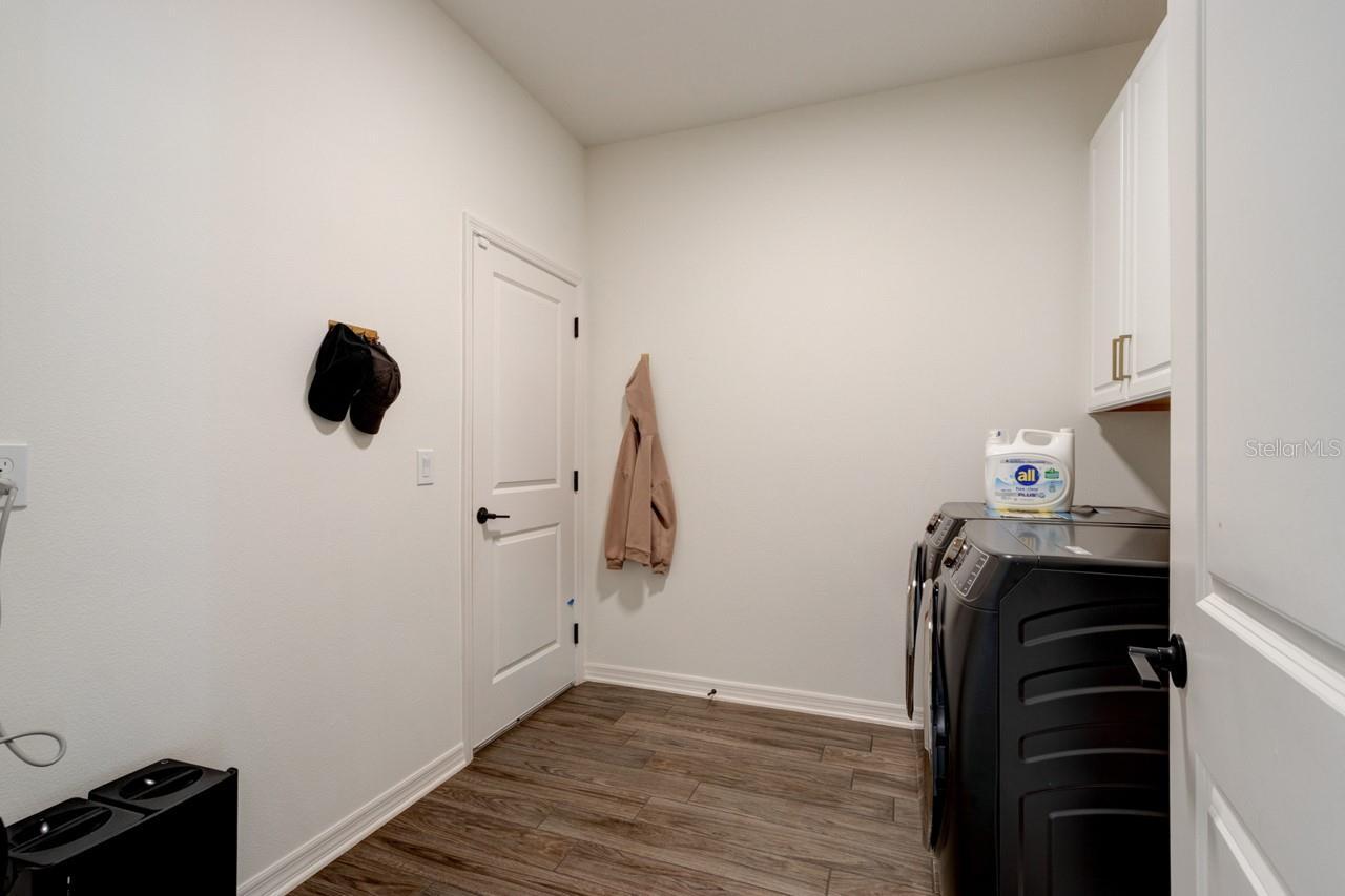 Listing Photo 16