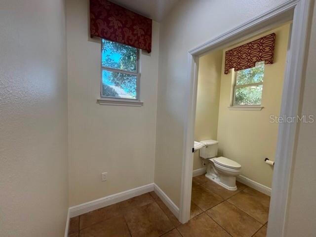 Listing Photo 6