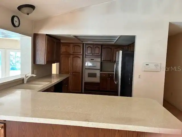 Listing Photo 9
