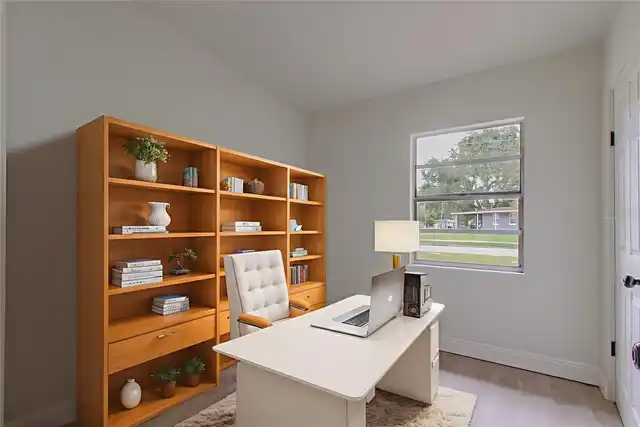 Listing Photo 9