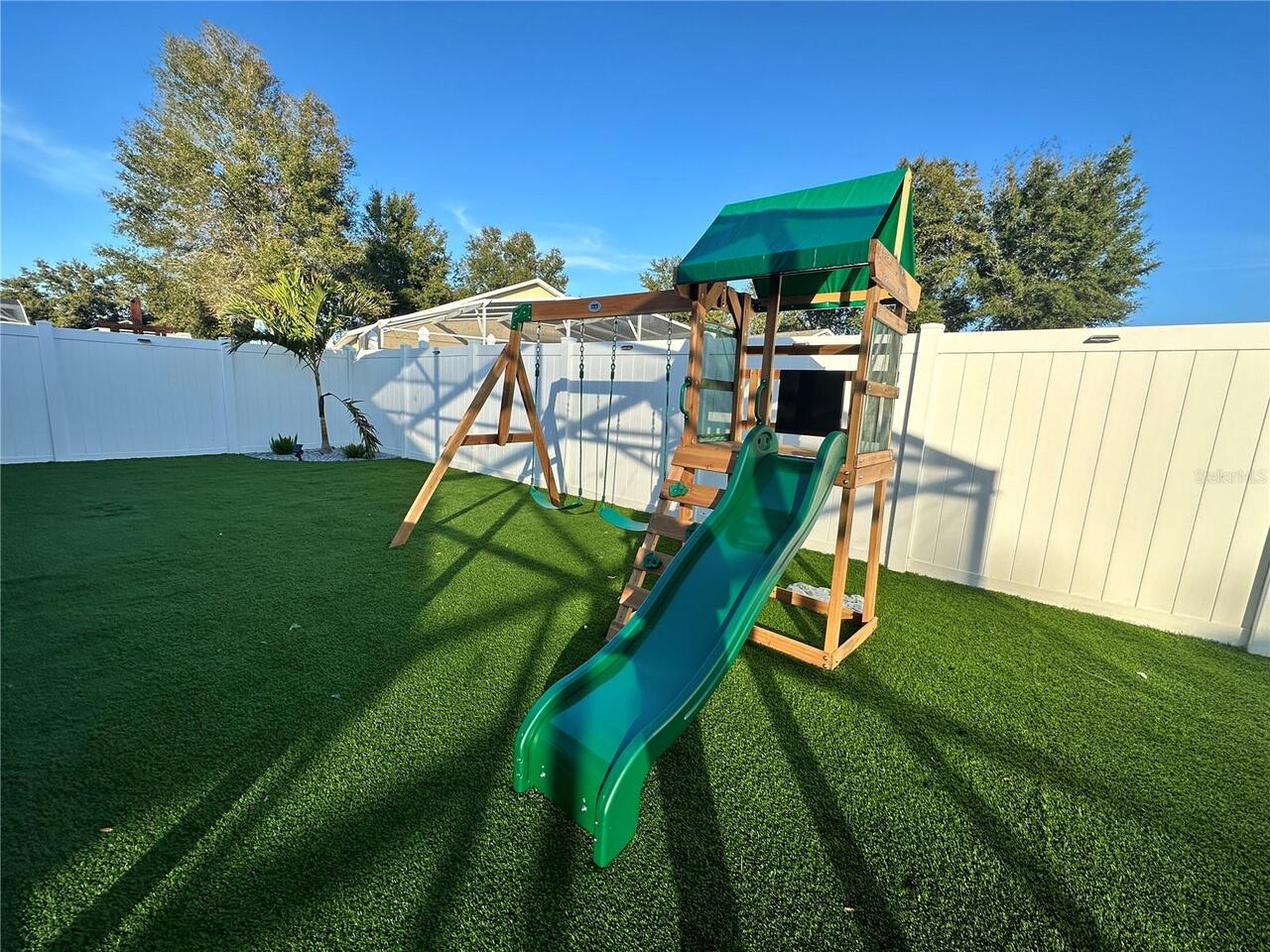 Listing Photo 16