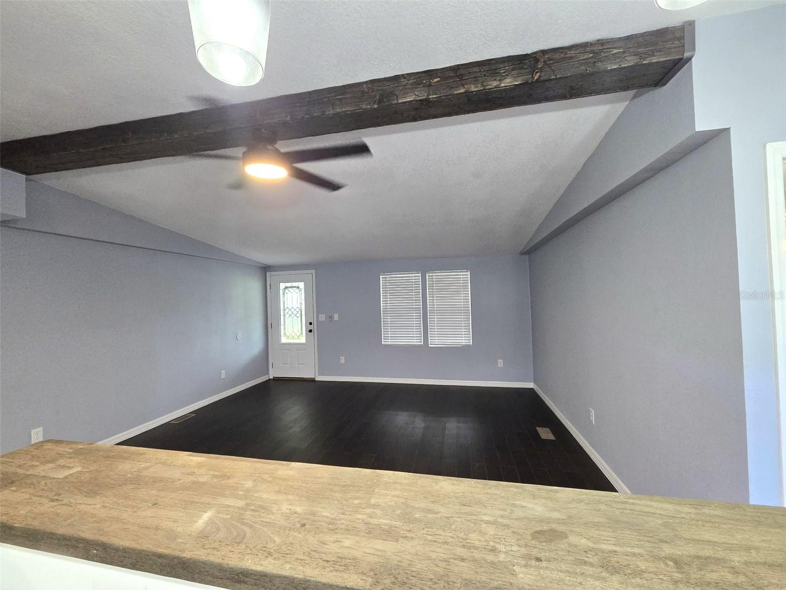 Listing Photo 14
