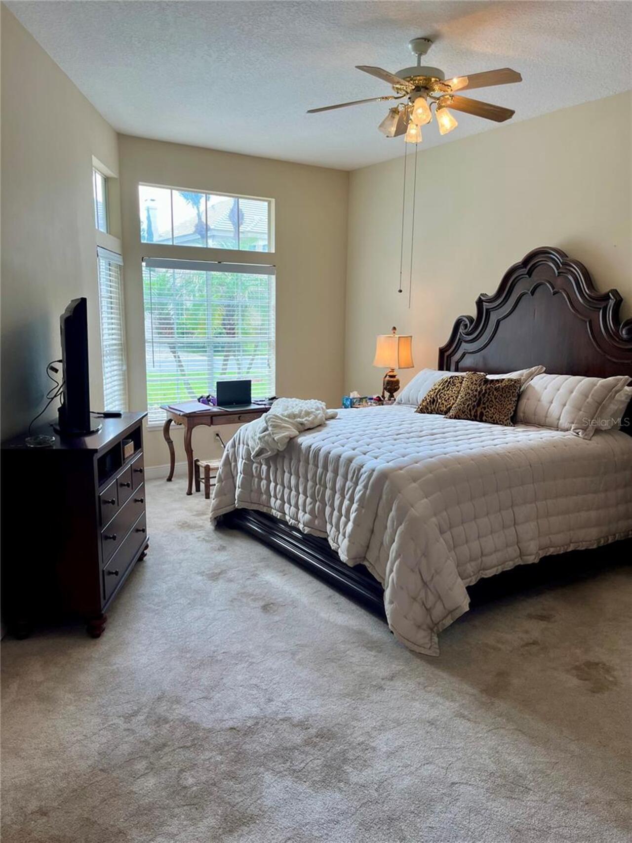 Listing Photo 8