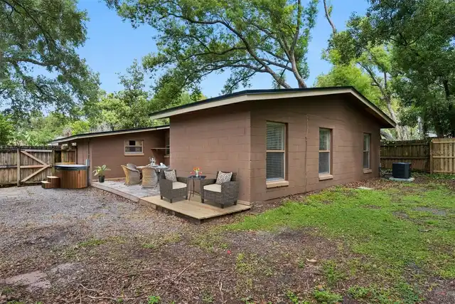 Listing Photo 18