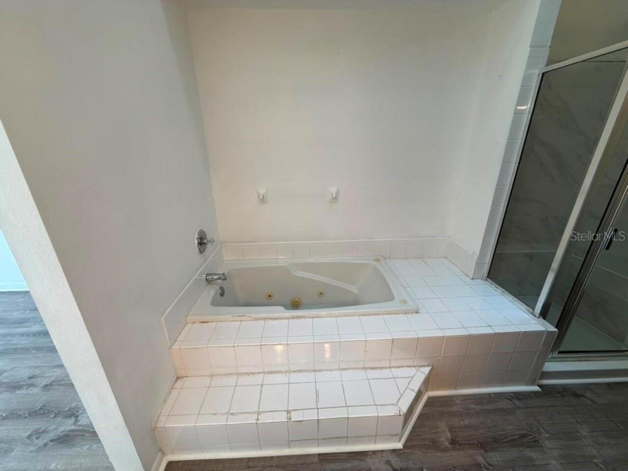 Listing Photo 32
