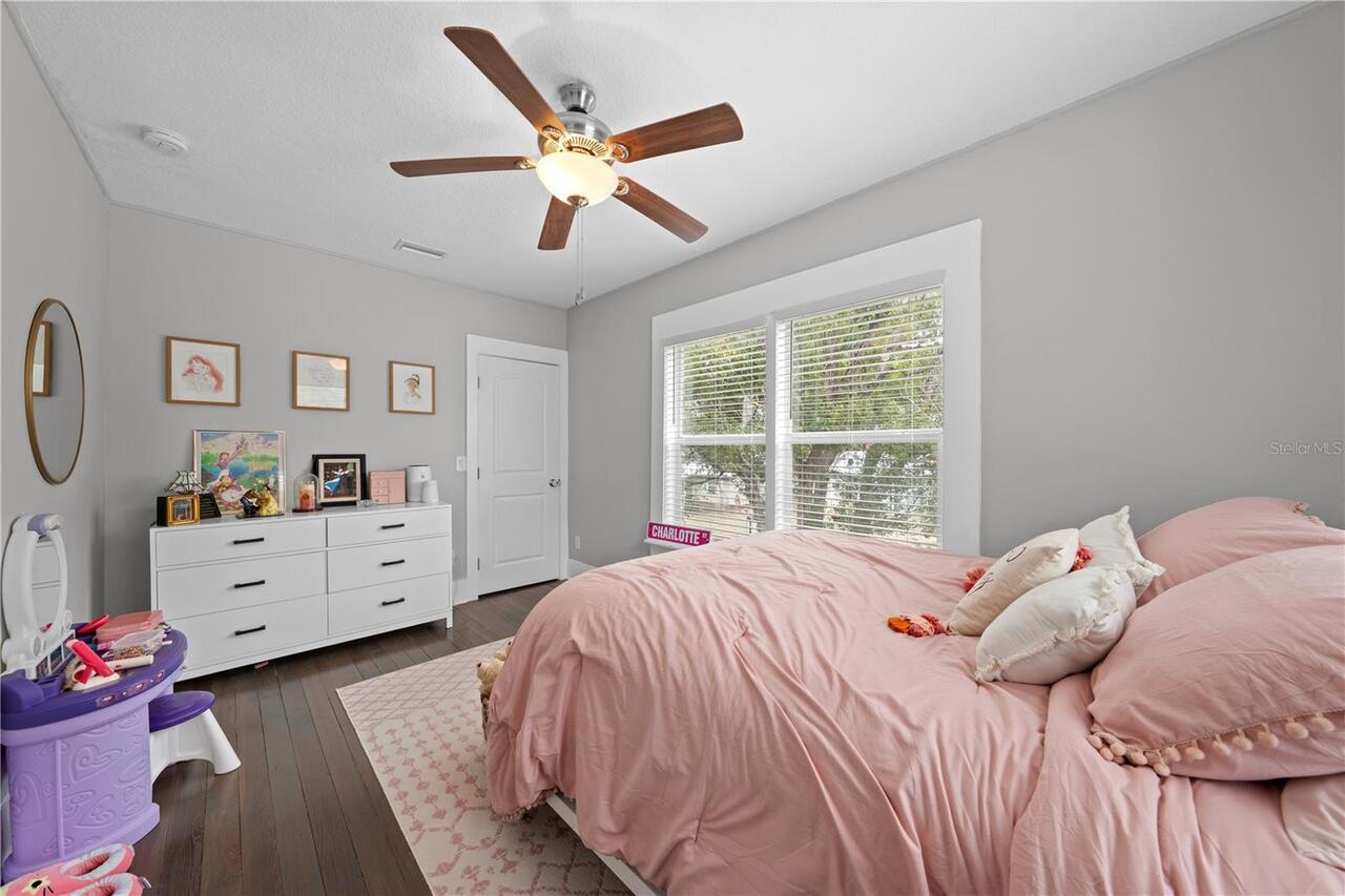 Listing Photo 32
