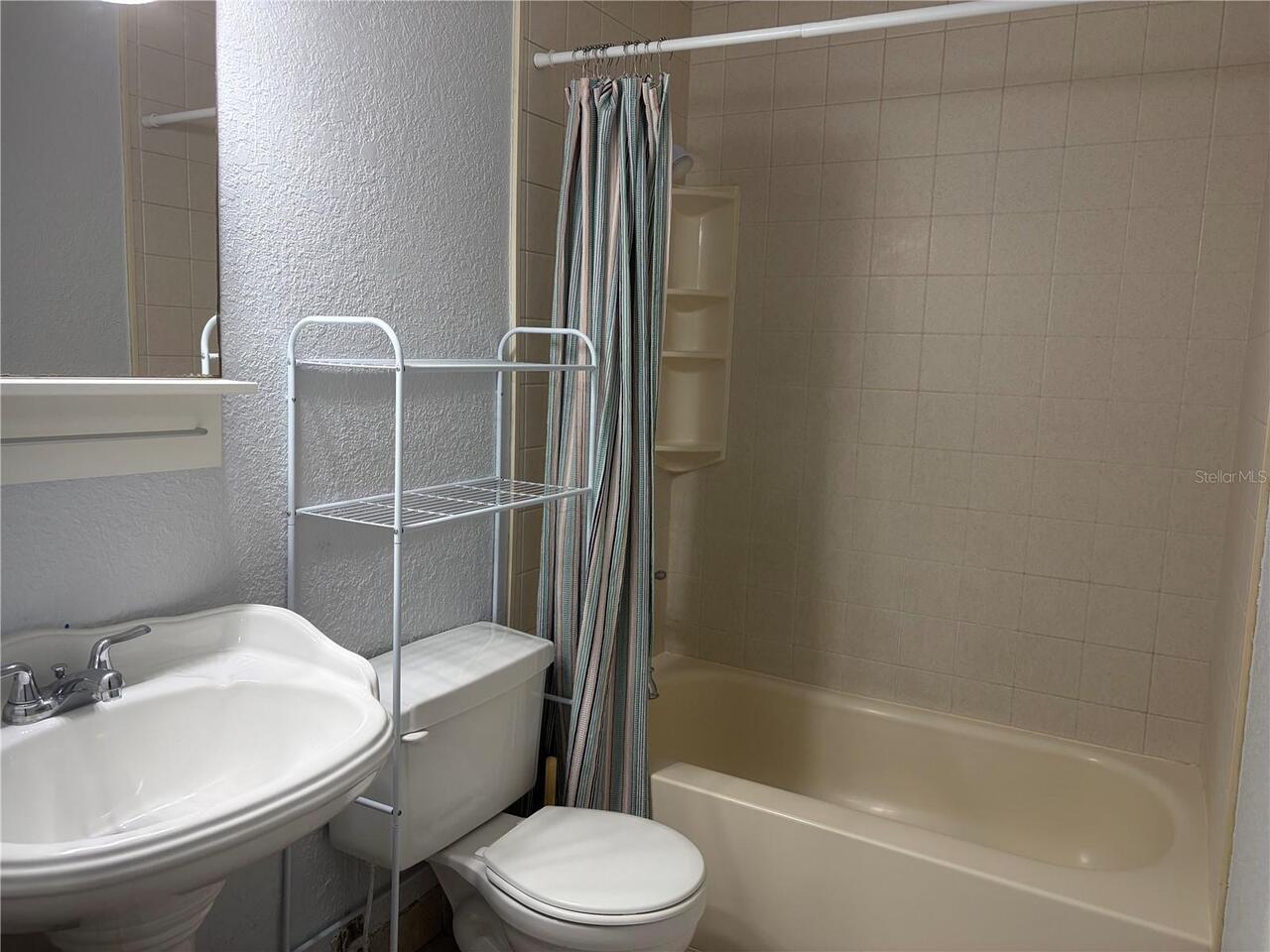 Listing Photo 16