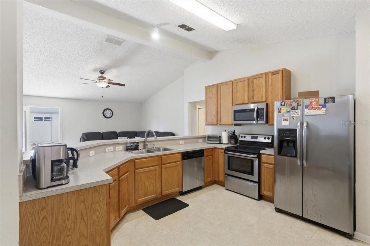 Listing Photo 9