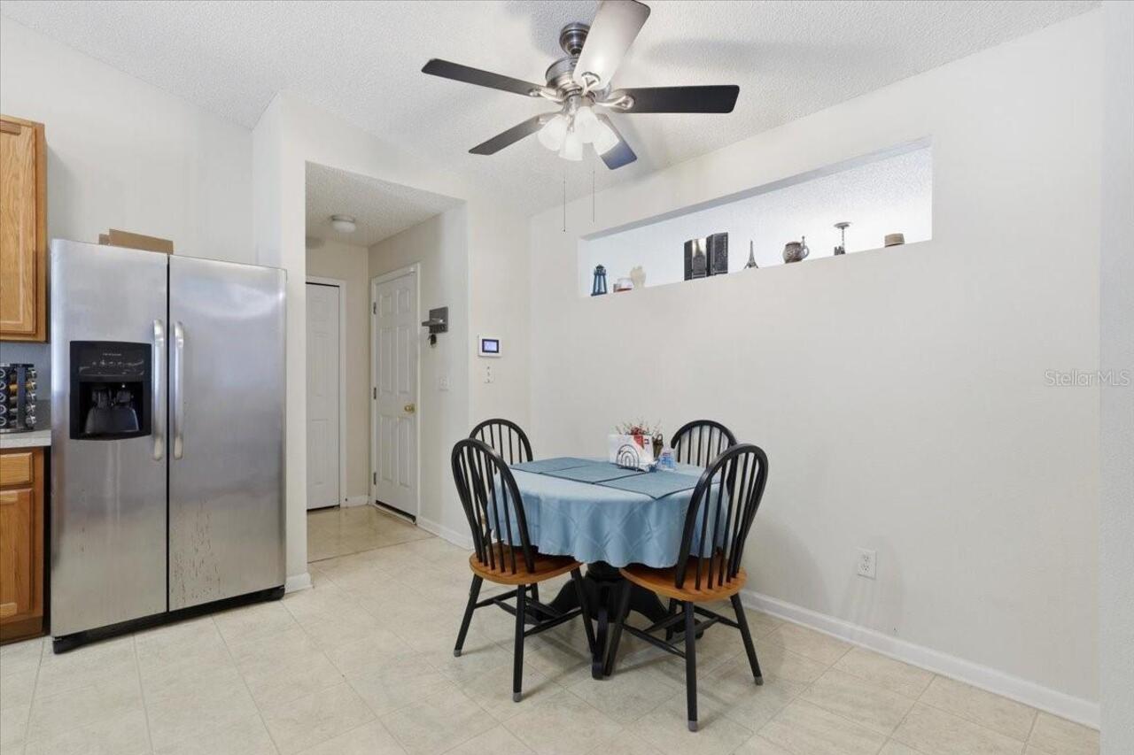 Listing Photo 12