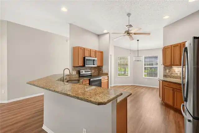 Listing Photo 15