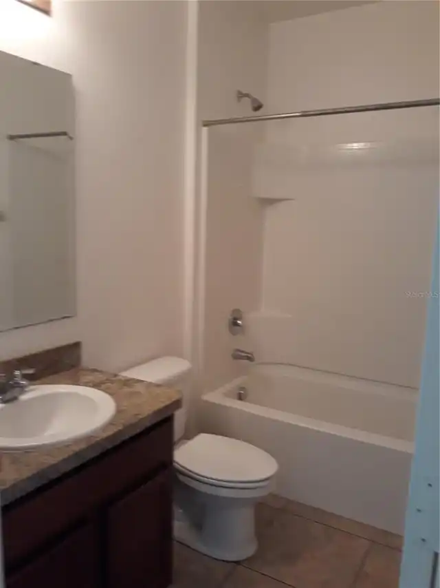 Listing Photo 11