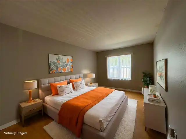 Listing Photo 15