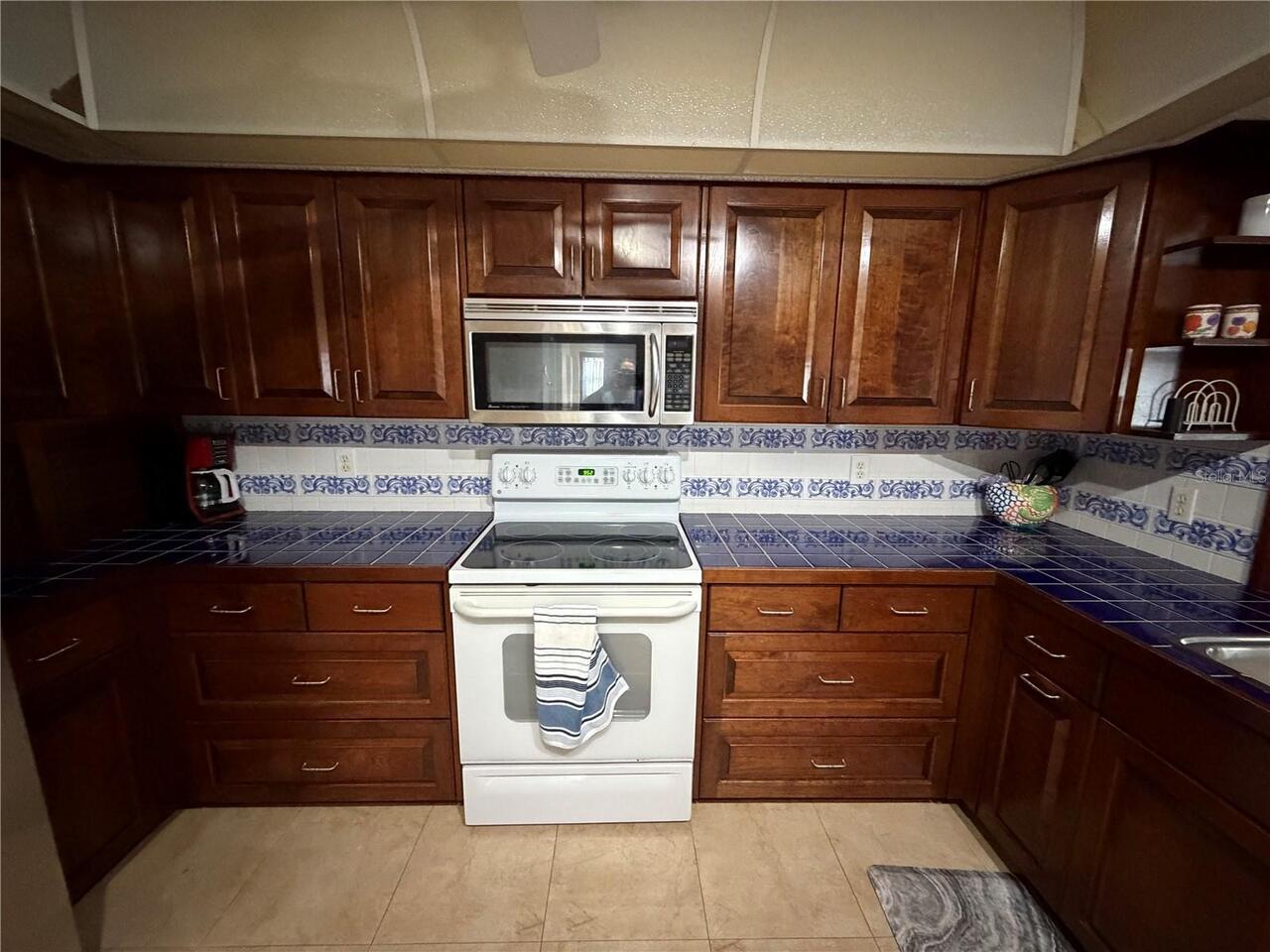 Listing Photo 7