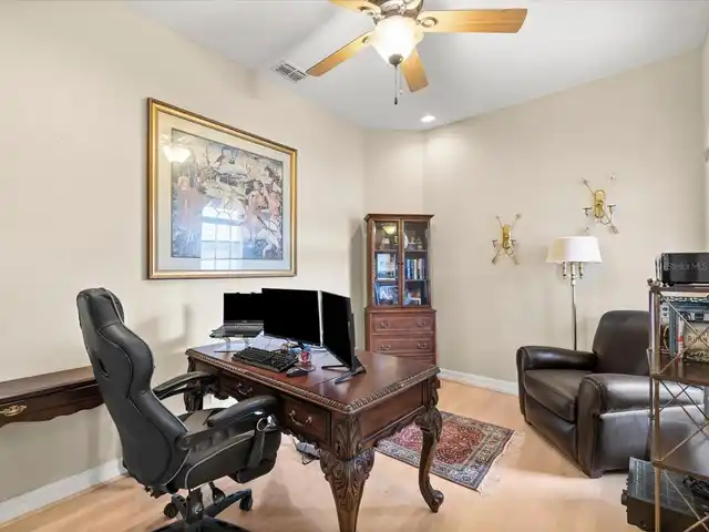 Listing Photo 18