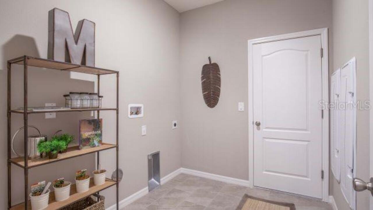Listing Photo 14