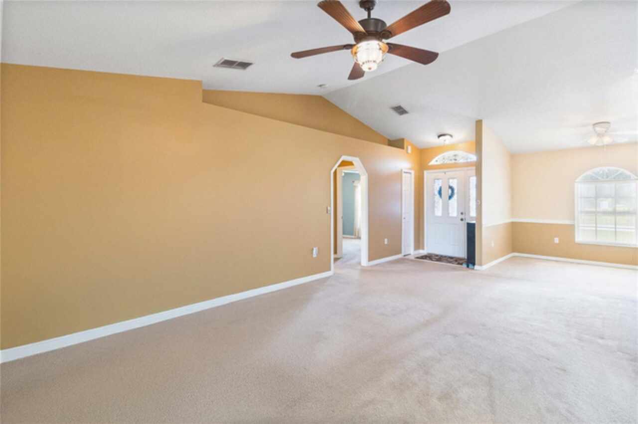 Listing Photo 7