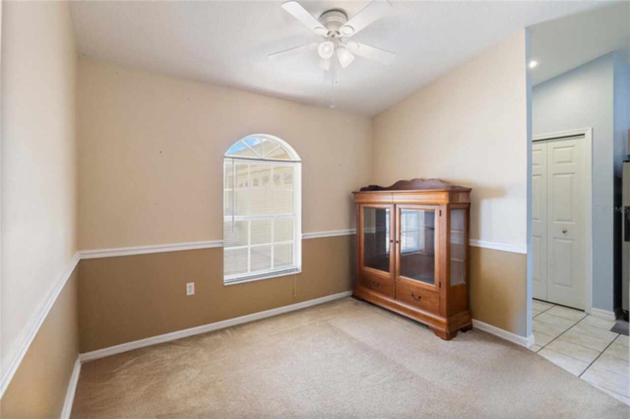Listing Photo 8