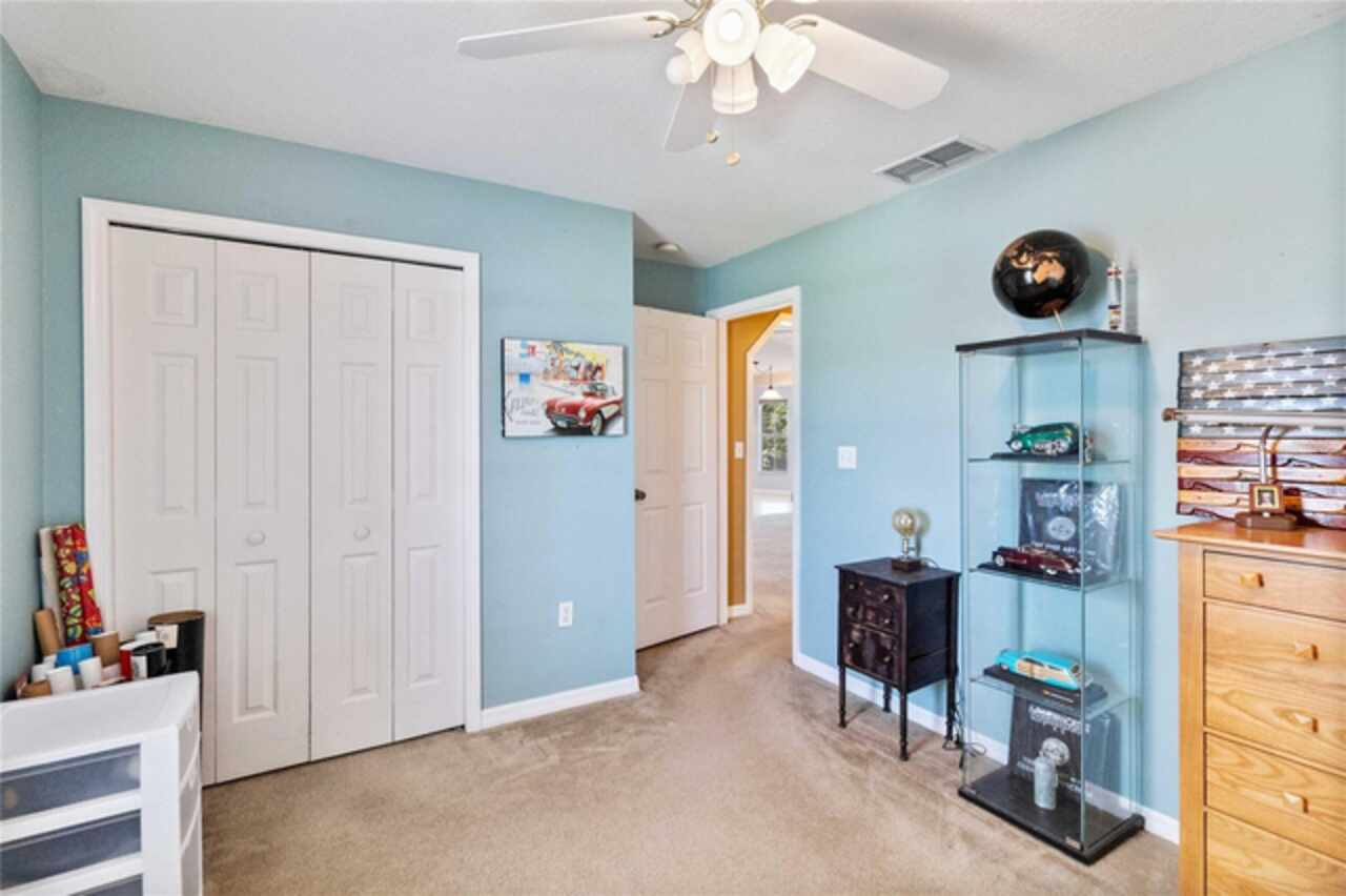 Listing Photo 17