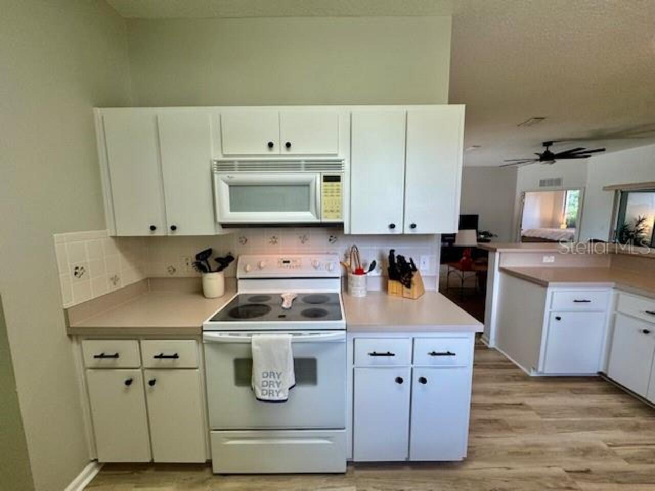 Listing Photo 11
