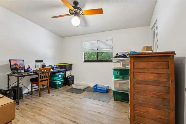 Listing Photo 14