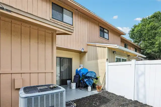 Listing Photo 18