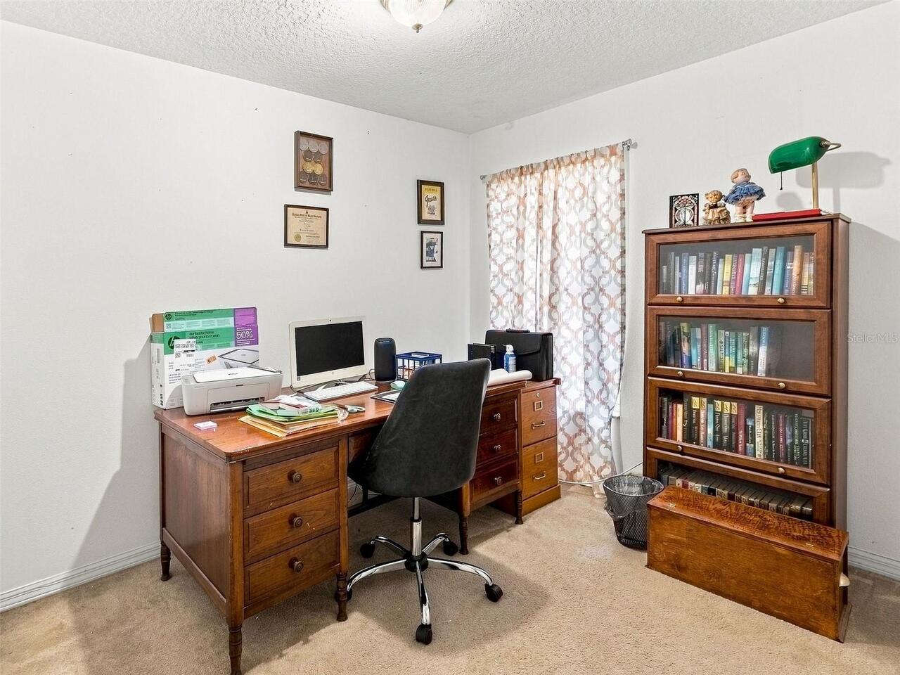 Listing Photo 12