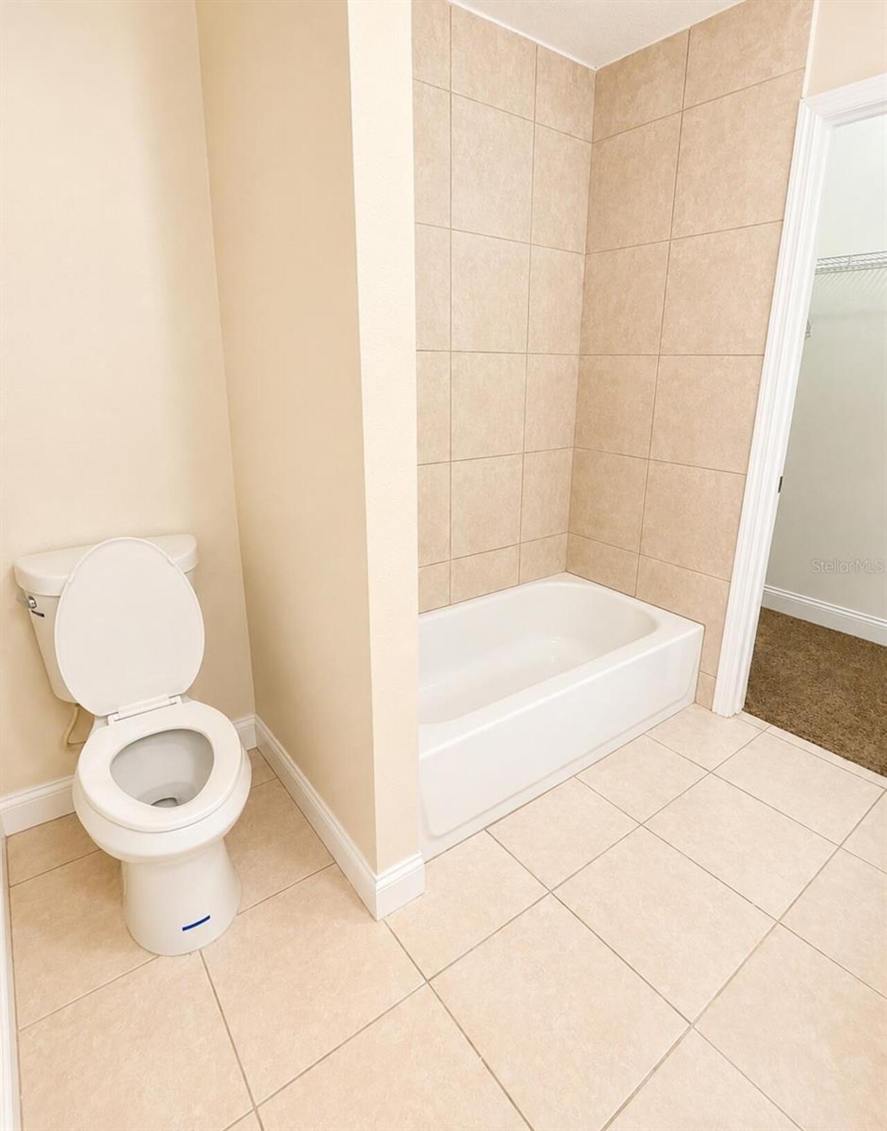 Listing Photo 8