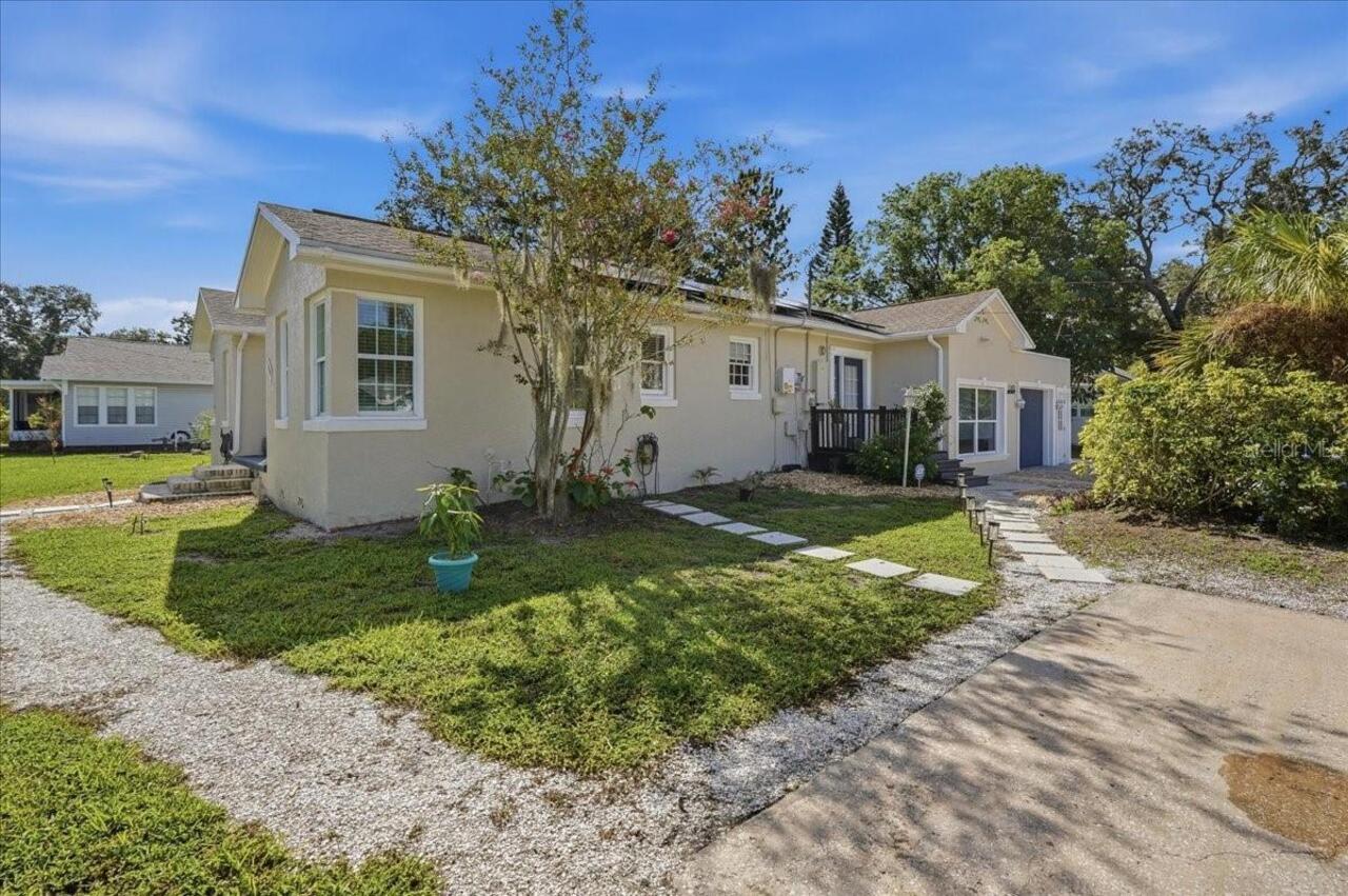 Listing Photo 9