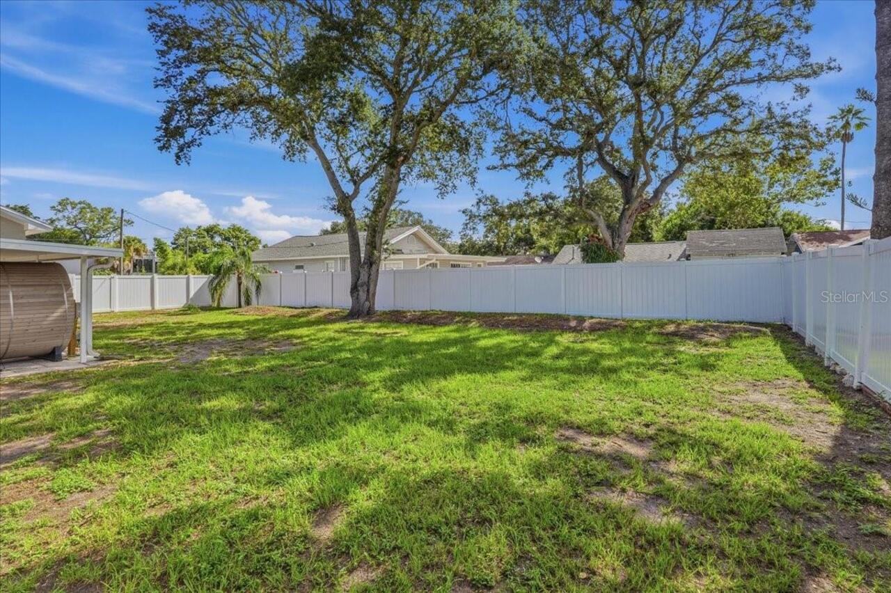 Listing Photo 43