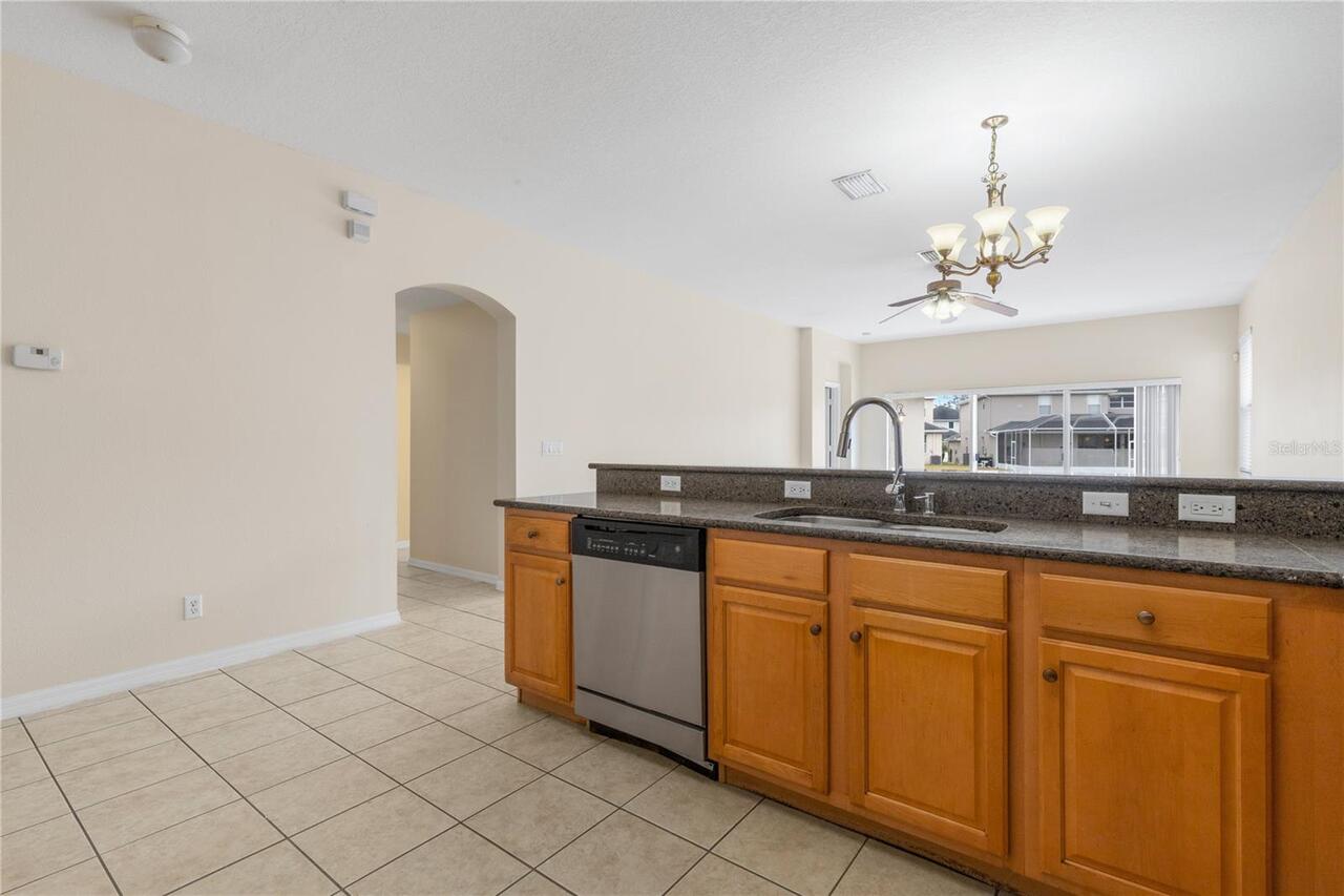 Listing Photo 9