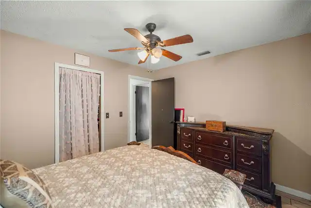 Listing Photo 34
