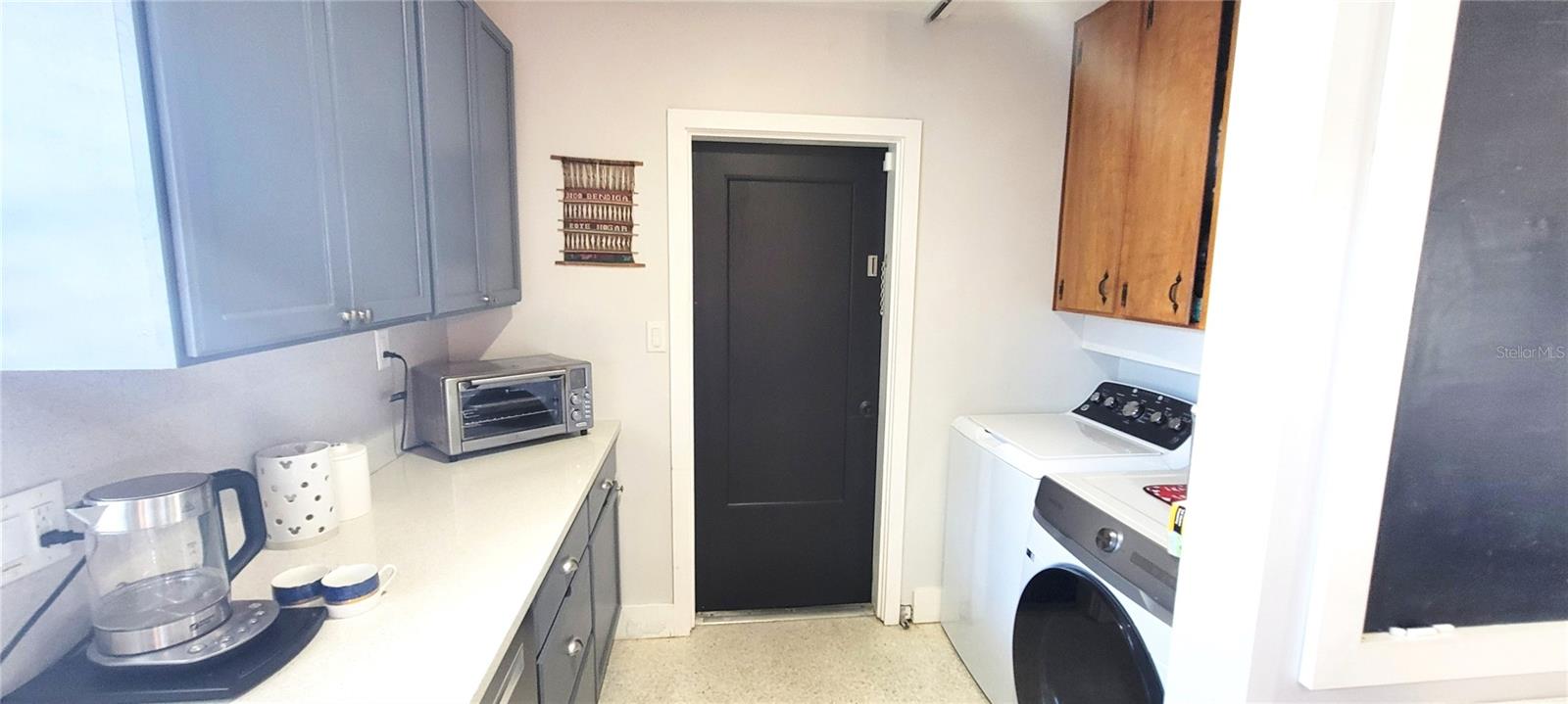Listing Photo 9