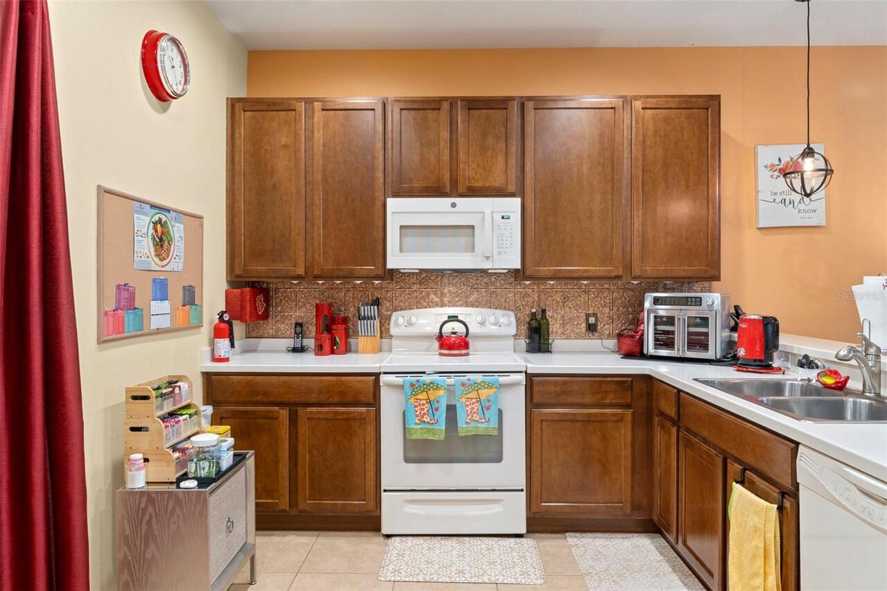 Listing Photo 10