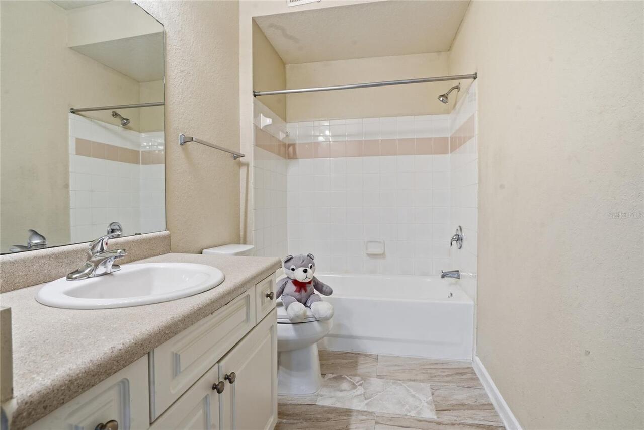 Listing Photo 23