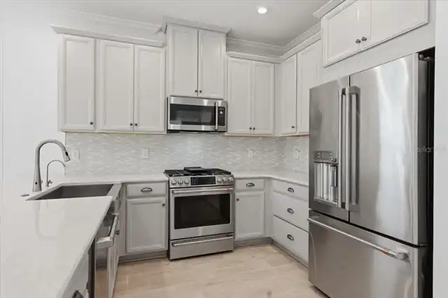 Listing Photo 15