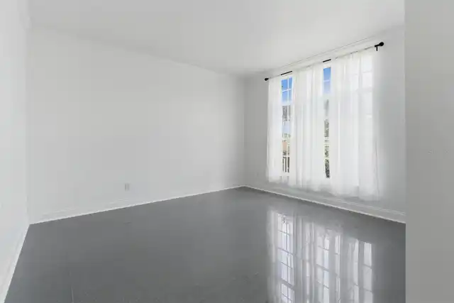 Listing Photo 35