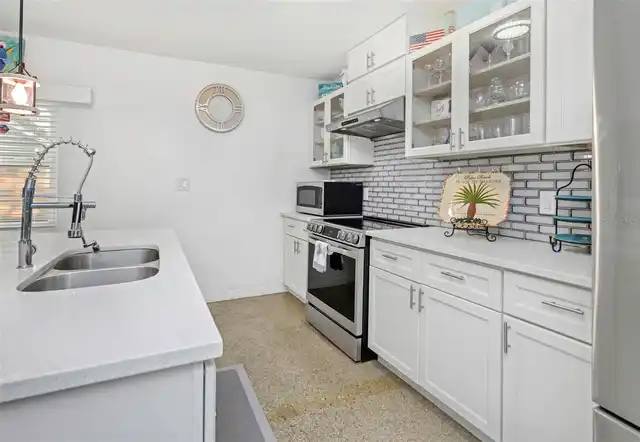 Listing Photo 19