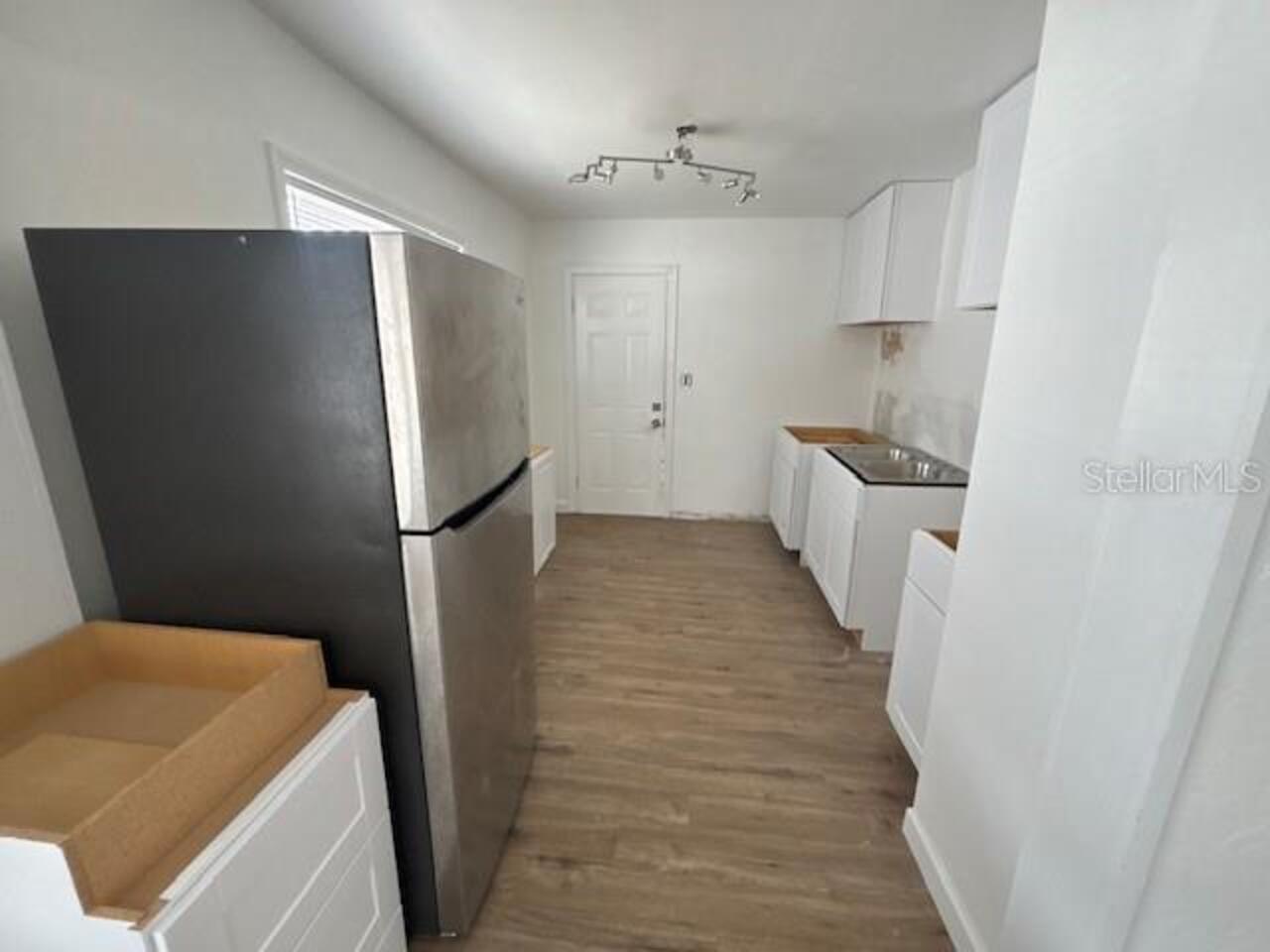 Listing Photo 10
