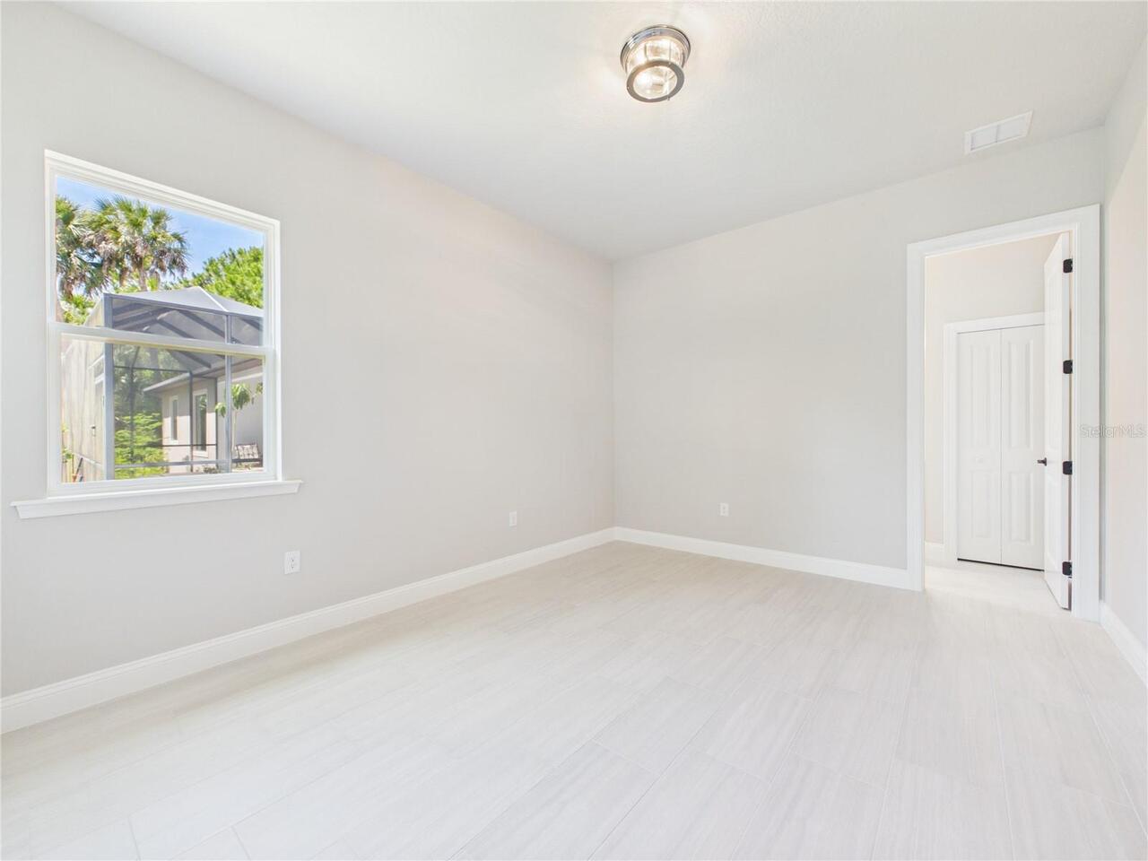 Listing Photo 24