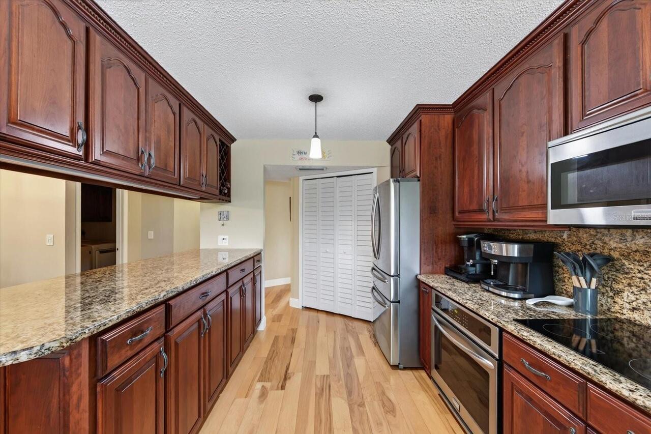 Listing Photo 17