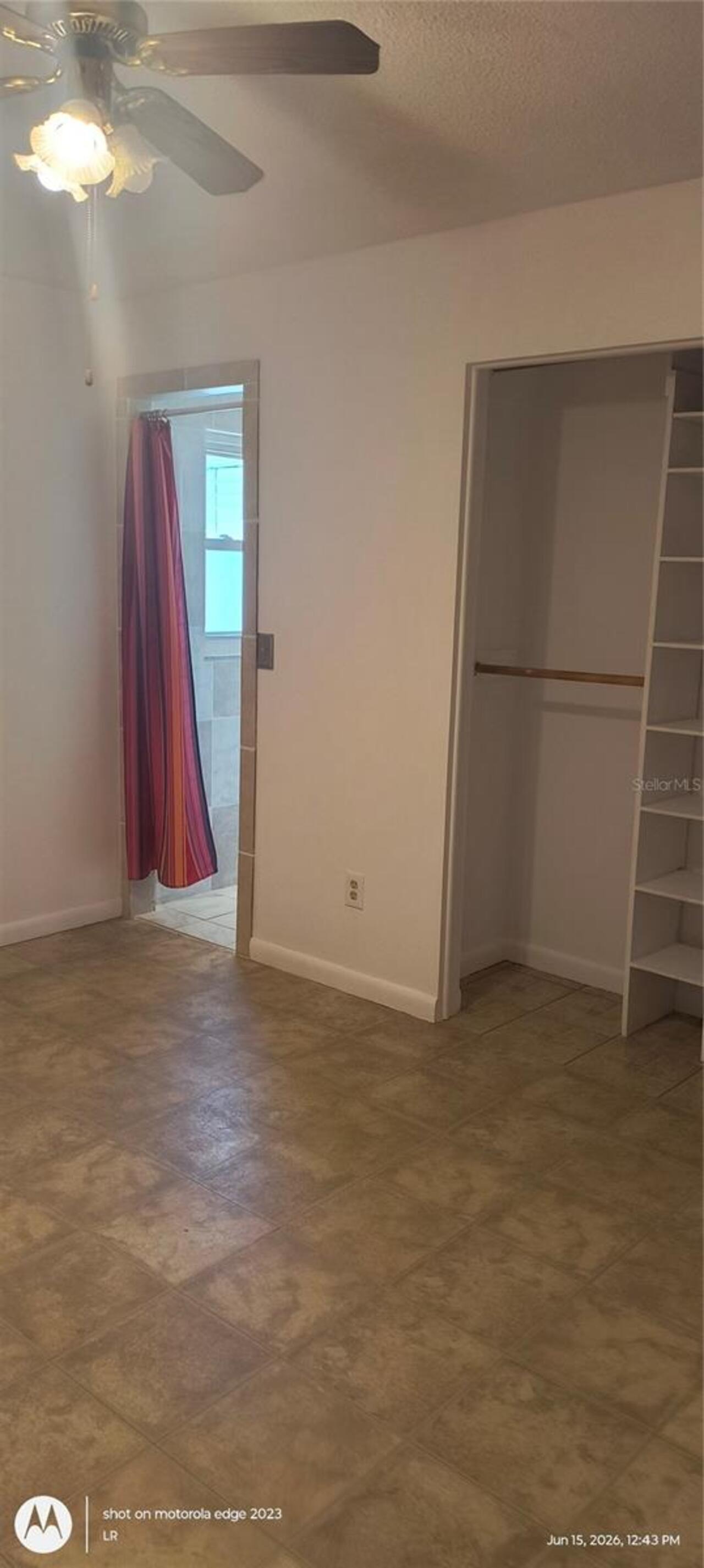 Listing Photo 11