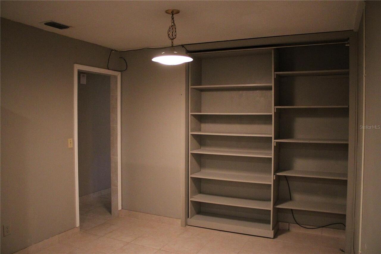 Listing Photo 9