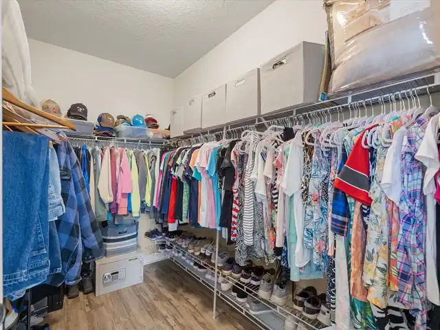 Listing Photo 24