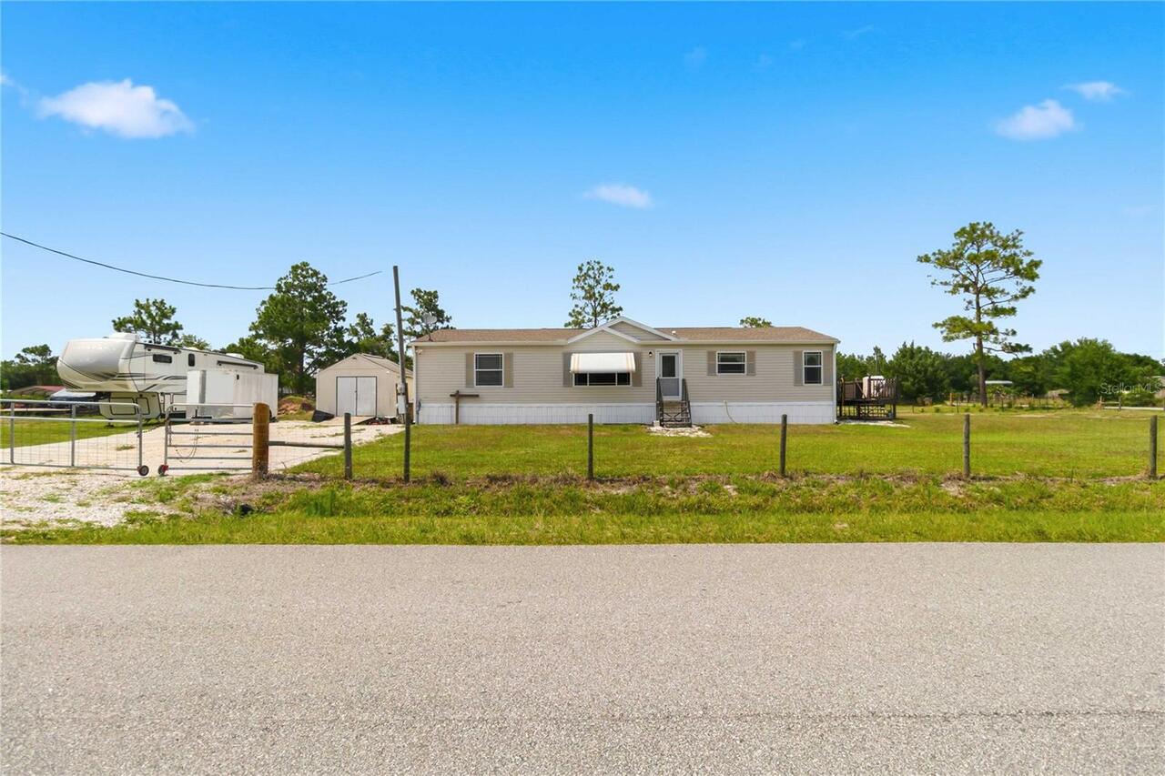 Listing Photo 8