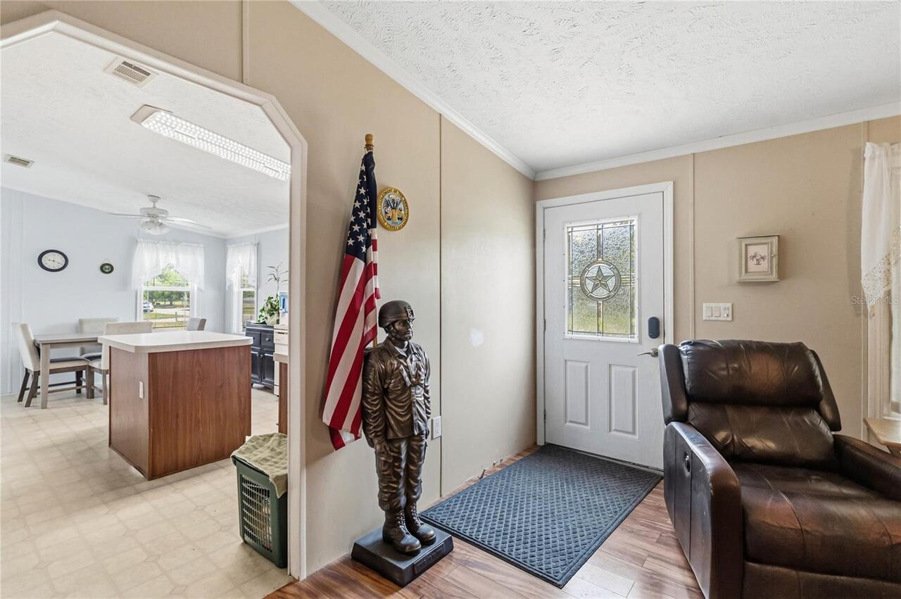 Listing Photo 9