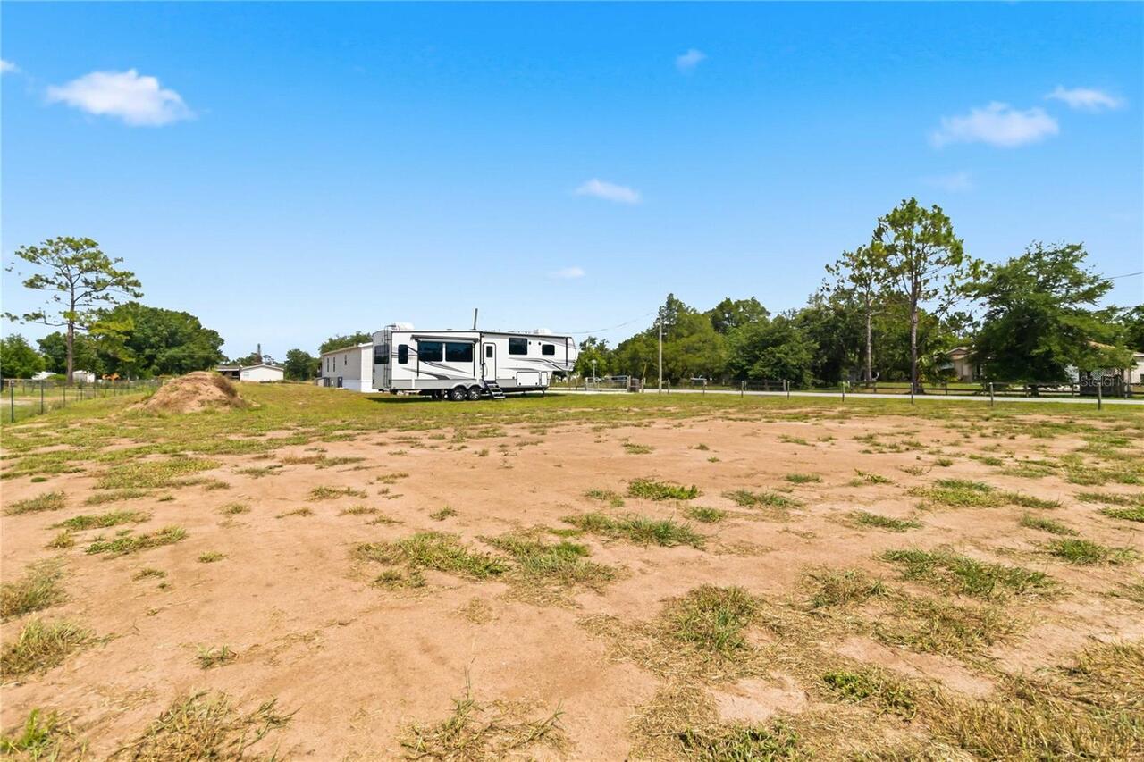Listing Photo 43