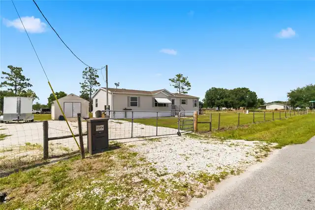 Listing Photo 7