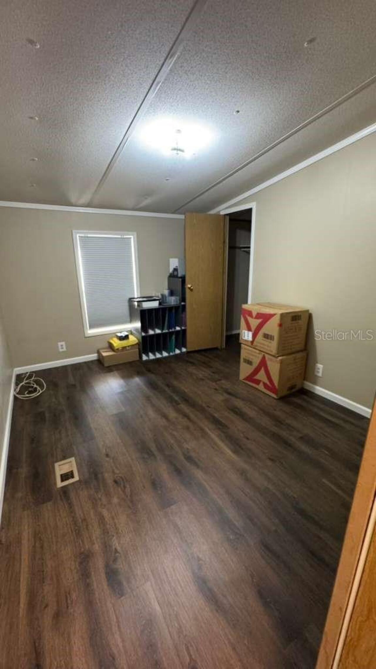 Listing Photo 20