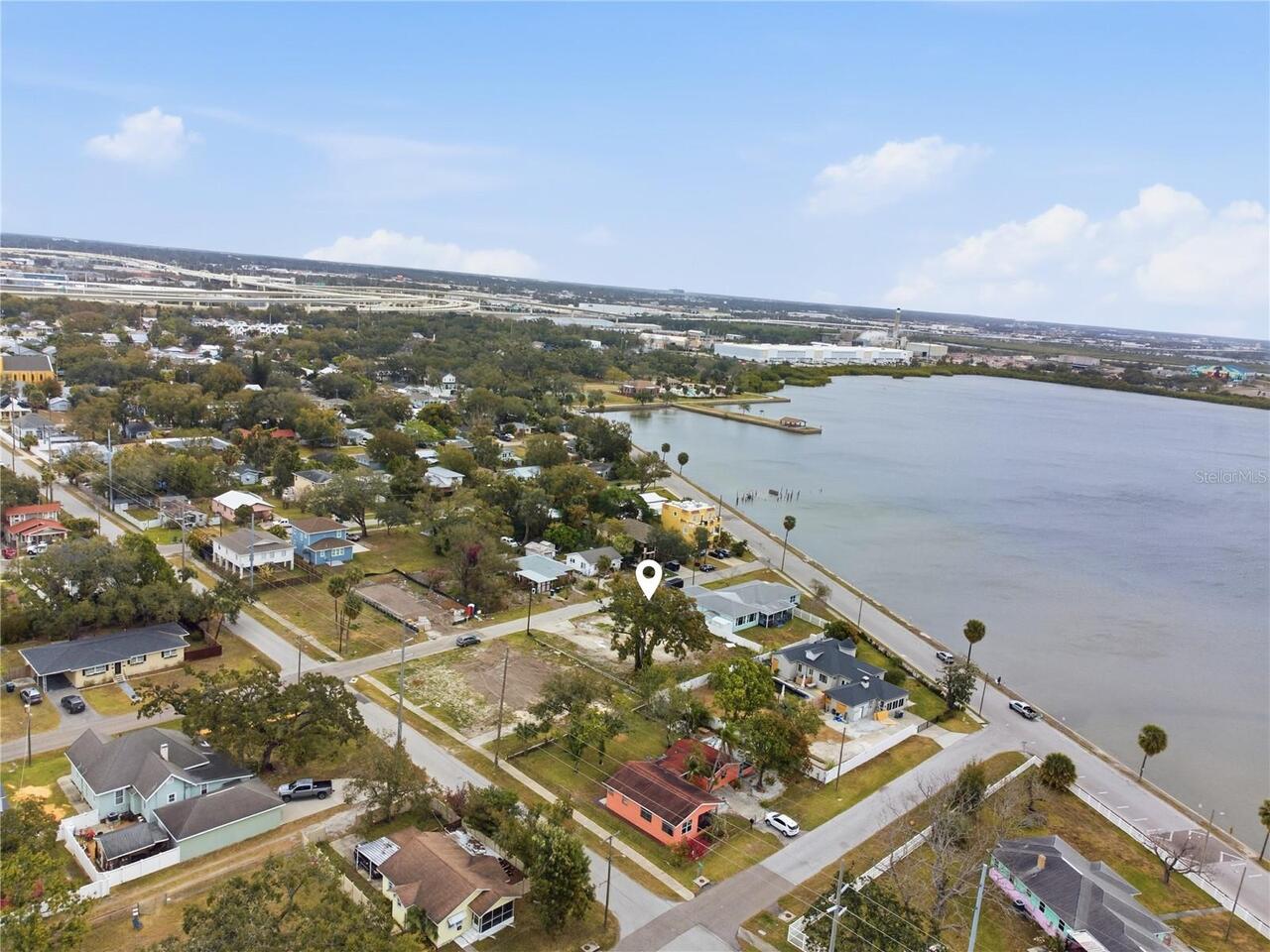 Listing Photo 11